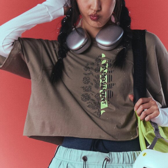 FP MOVEMENT Inspire Buti Logo Tee / Sage Combo - Picture 1 of 5